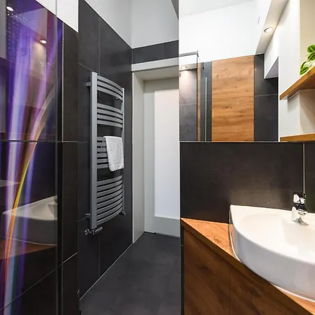 Caramel By Oneapartments